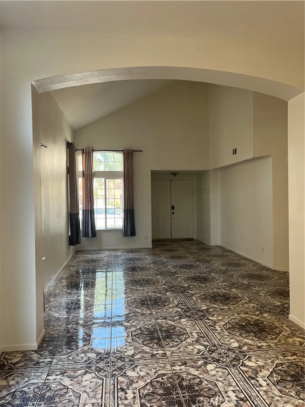 Additional image 4 of 15827 Fiddleleaf Rd, Fontana, CA 92337