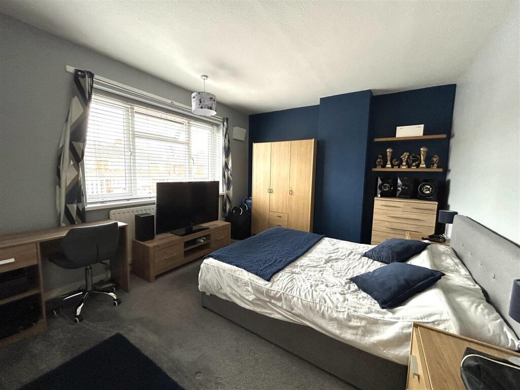 Additional image 18 of Carol Crescent, Halesowen
