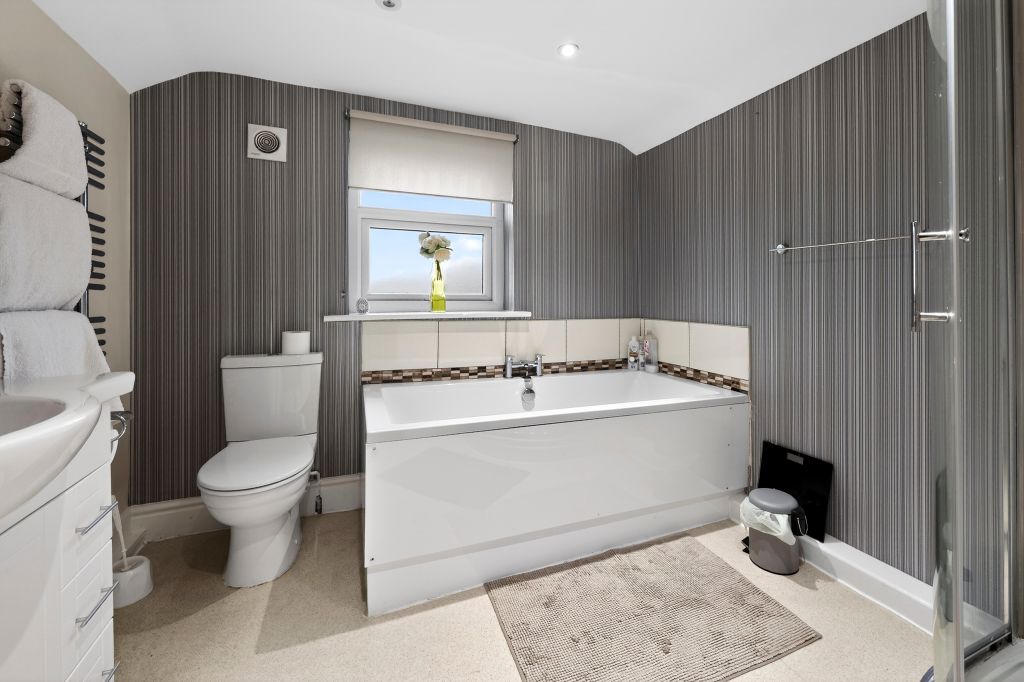 Additional image 15 of 9 bed semi-detached house for saleMain Street, Alfreton DE55