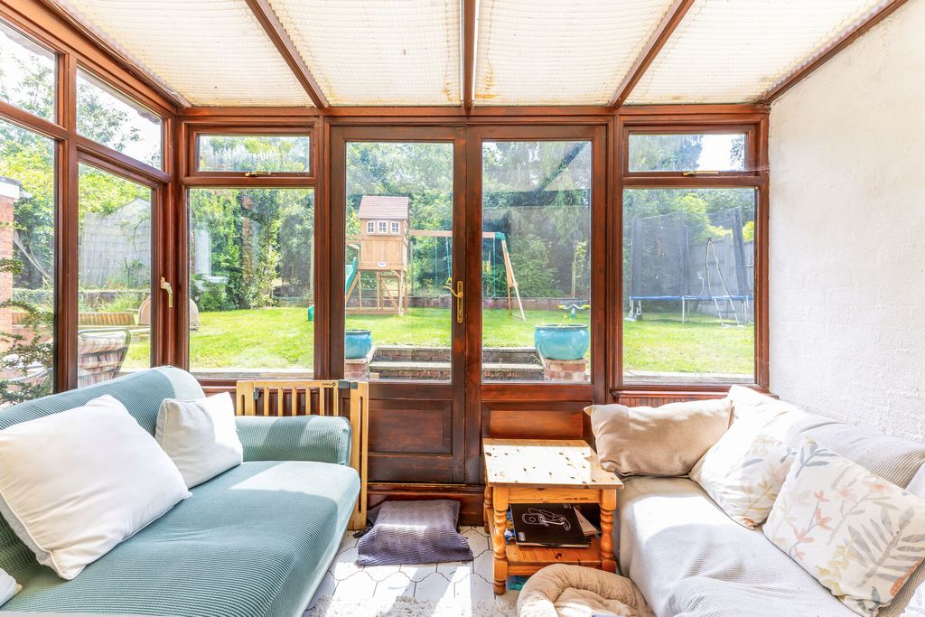 Additional image 5 of 4 bed detached house for saleBasingstoke Road, Alton GU34