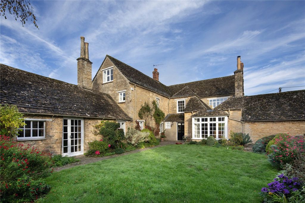 5 bed detached house for saleHigh Street, Bampton, Oxfordshire OX18