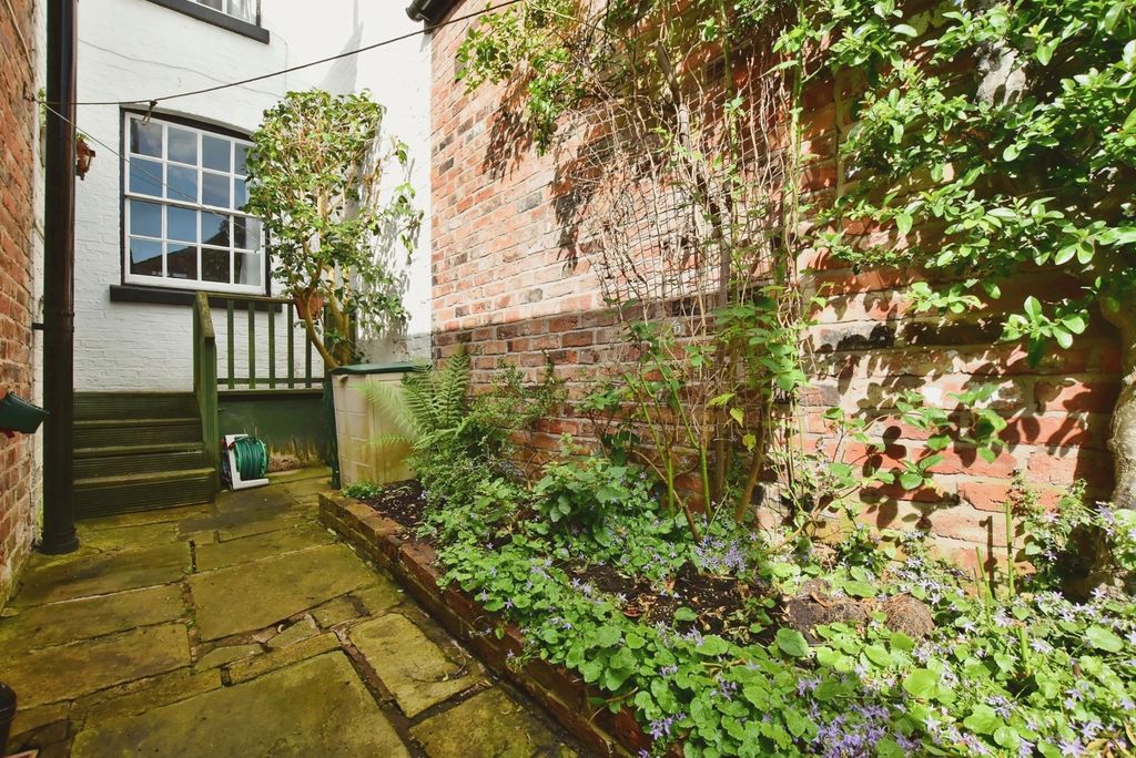 Additional image 13 of 2 bed end terrace house for saleOsbourne Place, Altrincham WA14