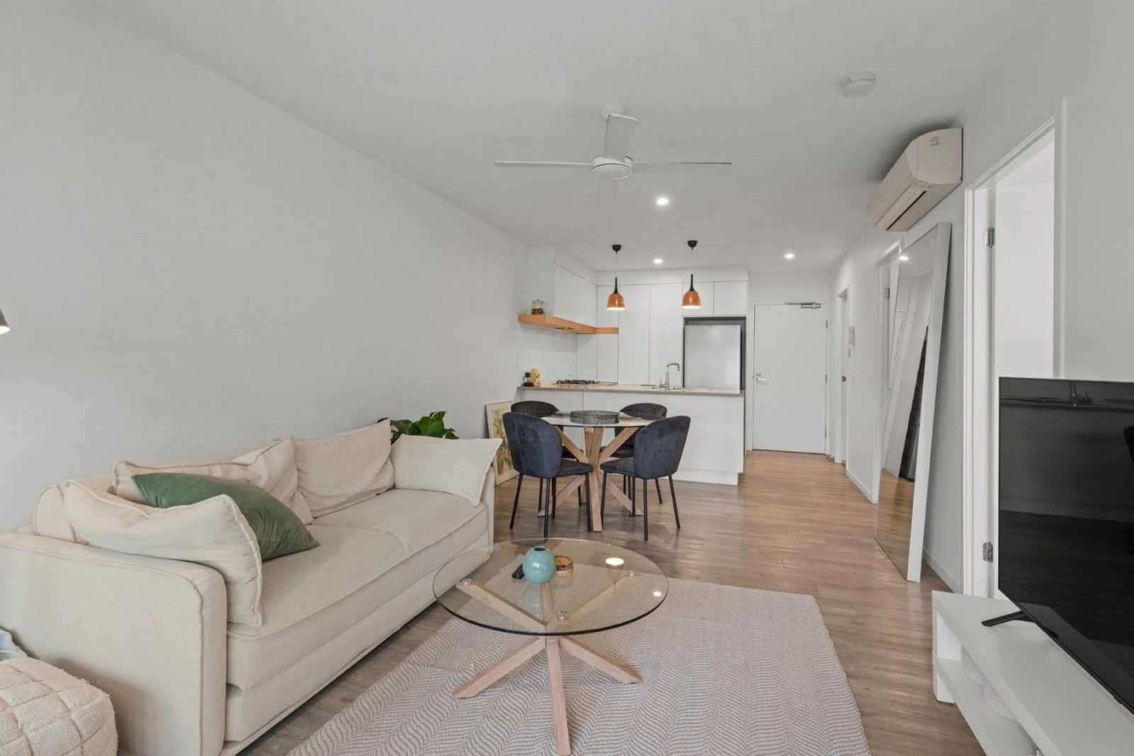 Additional image 9 of ID:21173734/88 Waldheim Street, Annerley QLD 4103