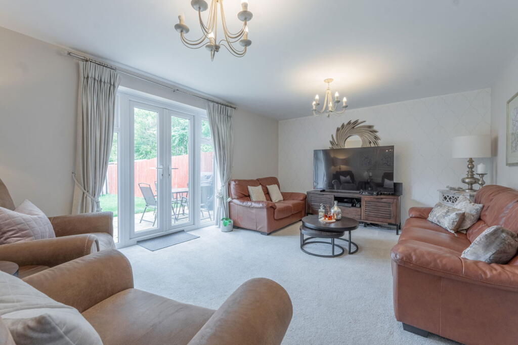 Horsfall Drive, Sutton Coldfield, B76 2BT photo 4