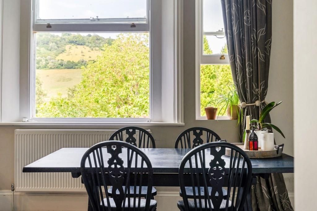 Additional image 12 of 2 bed flat for salePixham Lane, Dorking RH4