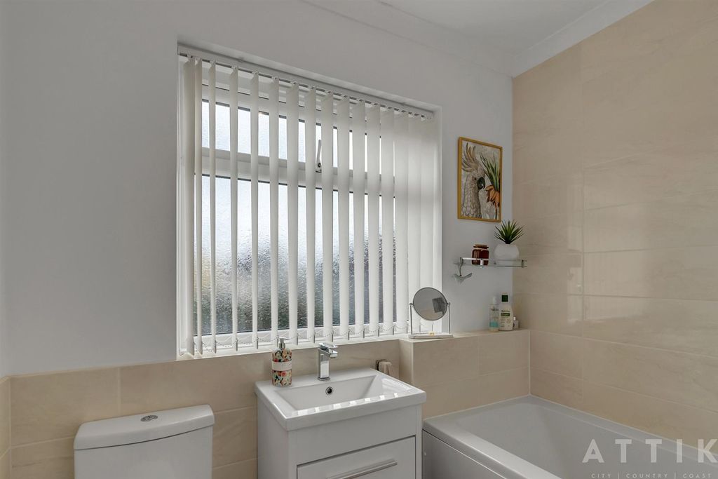Additional image 23 of 4 bed semi-detached house for saleUpper Avenue, Halesworth IP19