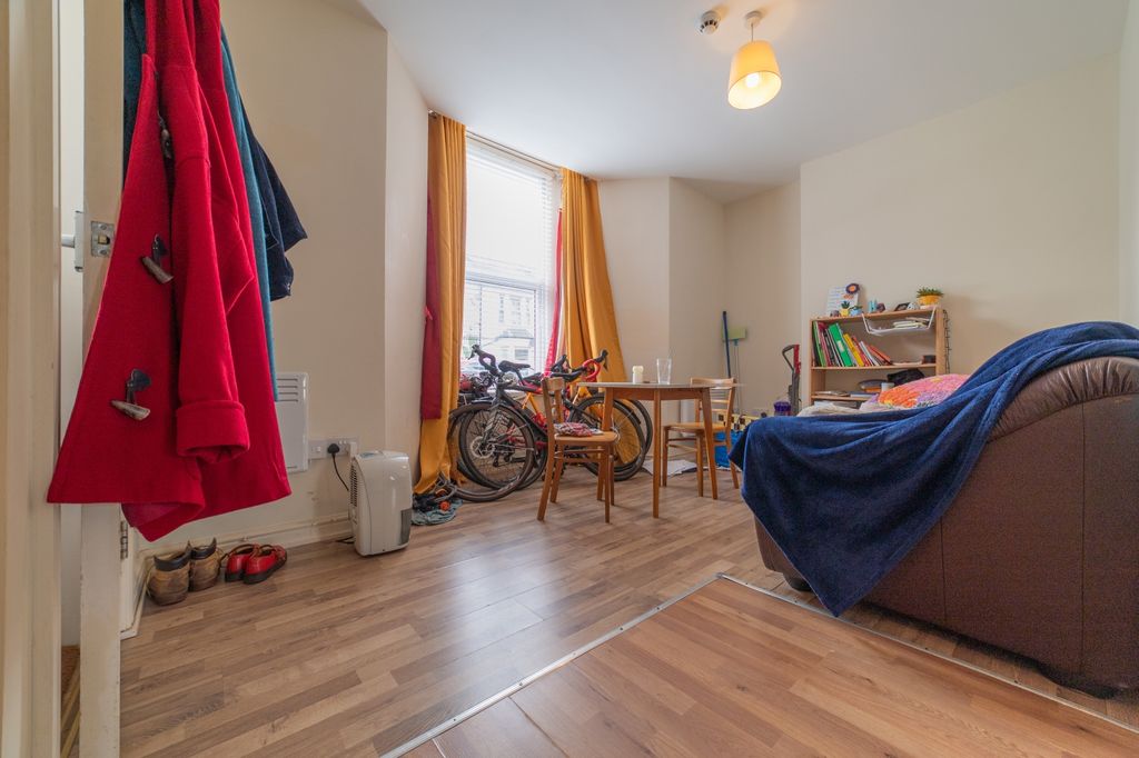 Additional image 18 of 5 bed block of flats for salePiercefield Place, Adamsdown CF24
