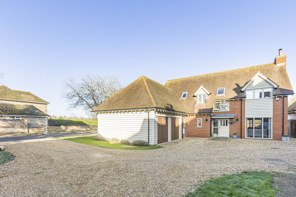 4 bed detached house for saleThe Old Pound, Wootton OX13