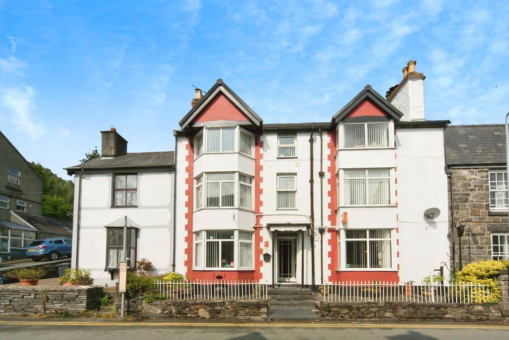 7 bed terraced house for saleTrefriw LL27