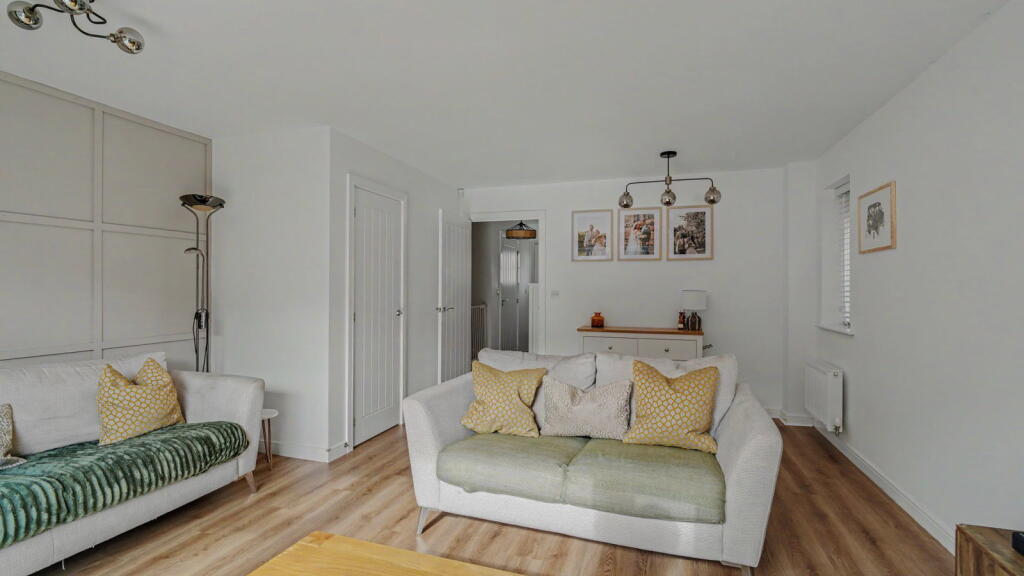 Additional image 2 of Hawthorn Way, Birmingham, B38 9AT
