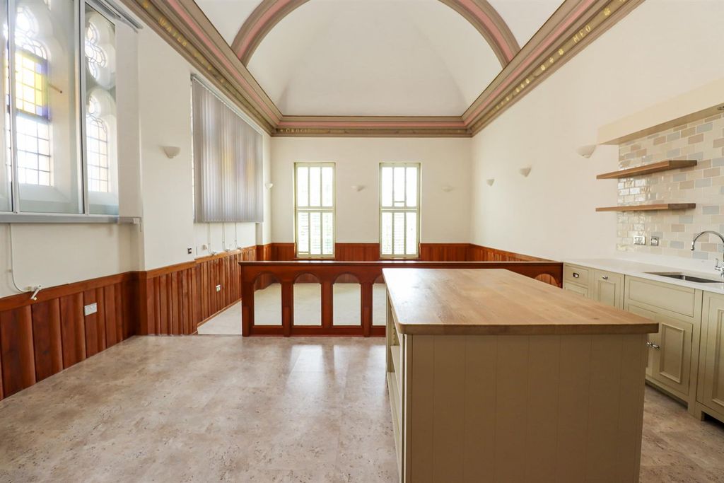 Additional image 8 of 2 bed flat for saleChapel Walk, Bexhill-On-Sea TN40