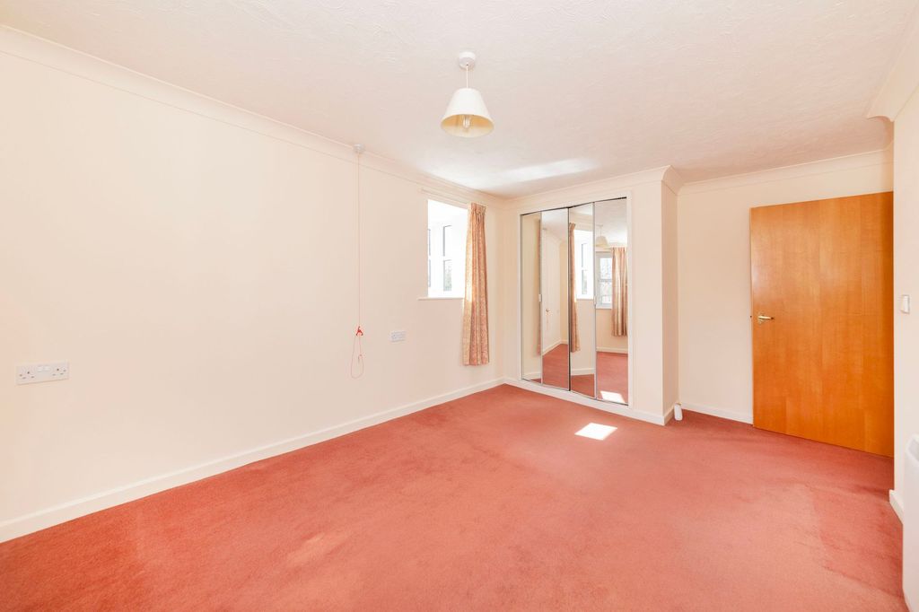 Additional image 5 of 2 bed flat for saleMill Stream Court, Abingdon OX14