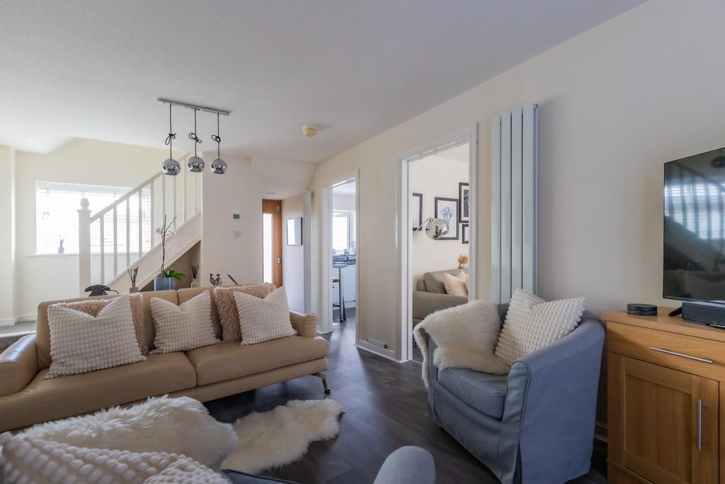 Additional image 3 of 3 bed detached house for saleChamomile Close, Pontprennau, Cardiff CF23