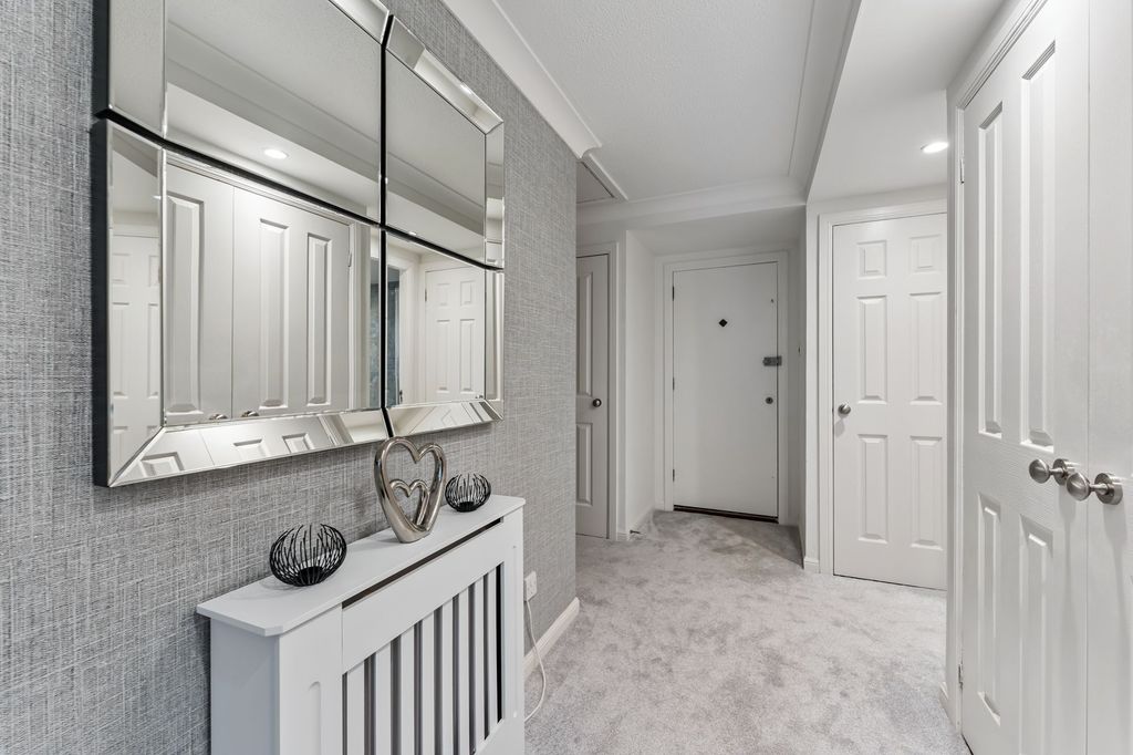 Additional image 15 of 2 bed flat for saleBallagan Place, Milngavie G62