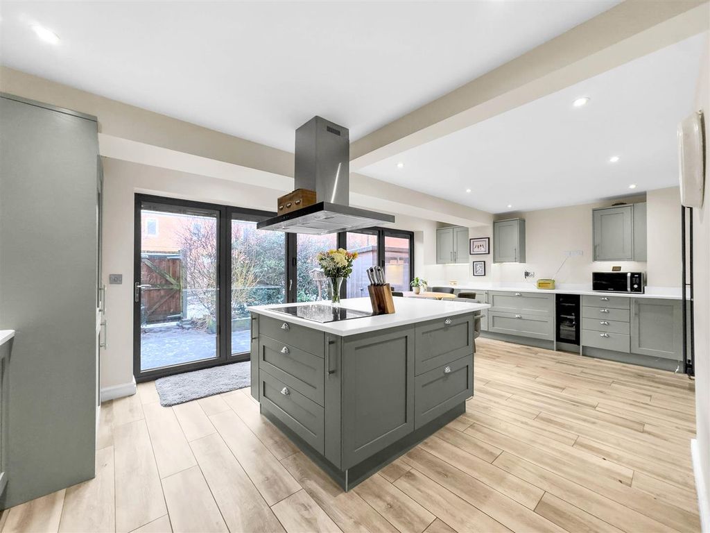 Additional image 9 of 4 bed town house for saleHuntspill Road, West Timperley, Altrincham WA14