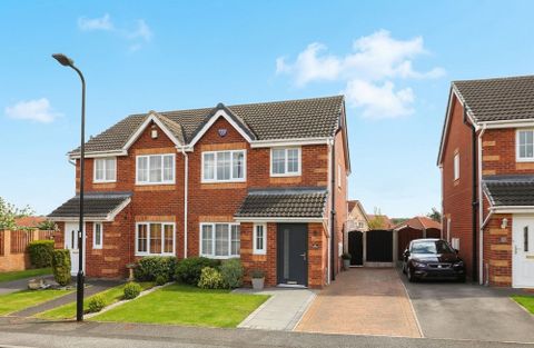 Parklands View, Aston S26