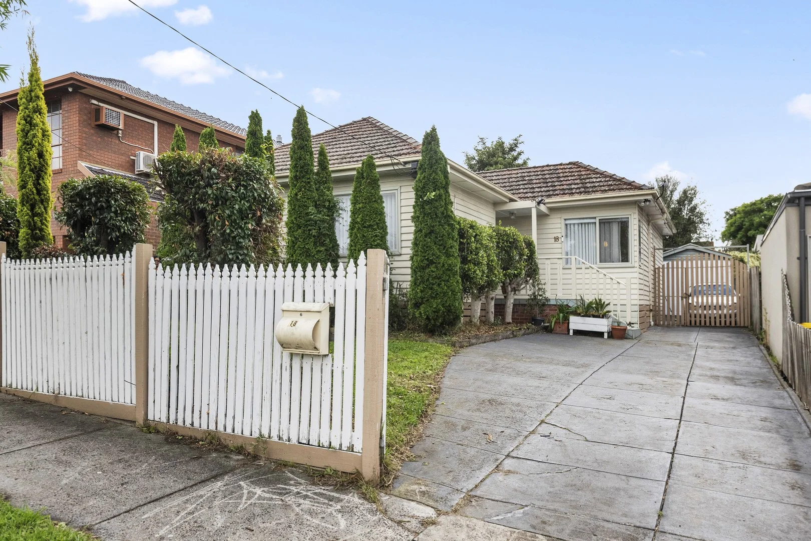 18 Vaux Street, Pascoe Vale South VIC 3044