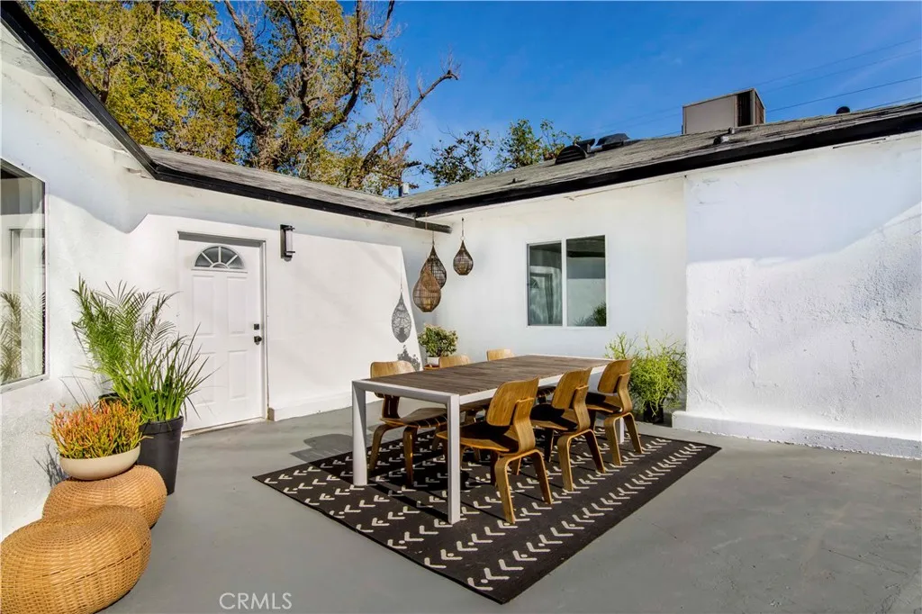 Additional image 65 of 10816 Calvert St, North Hollywood, CA 91606