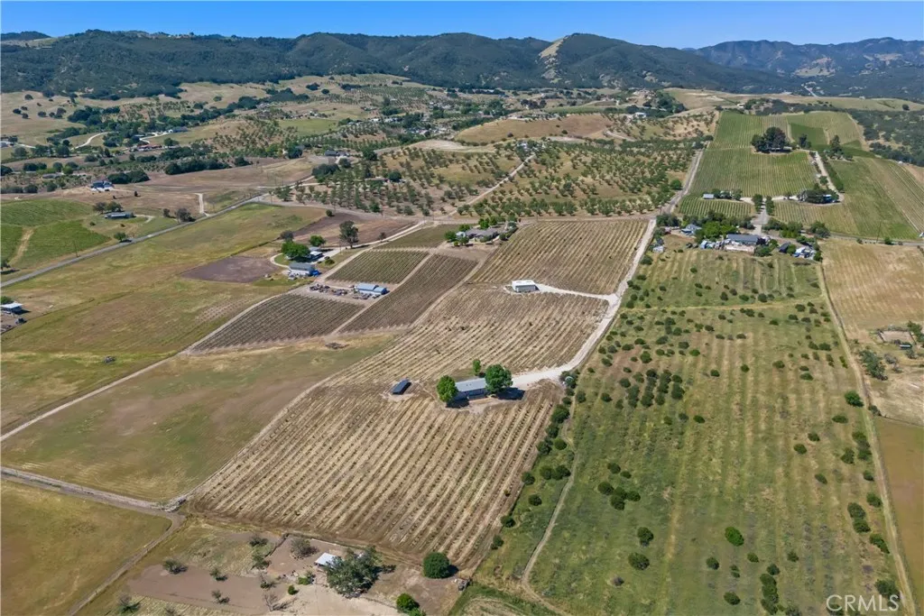 Additional image 40 of 5720 Vista Serrano Way, Paso Robles, CA 93446