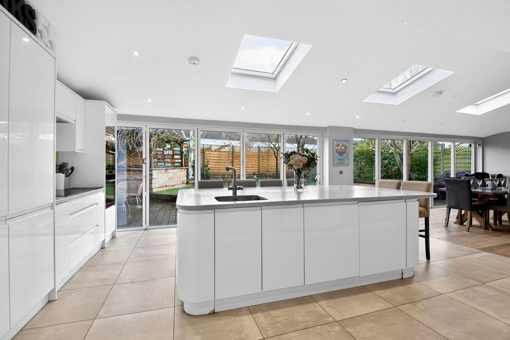 Additional image 4 of 5 bed detached house for saleThe Avenue, Biggleswade SG18