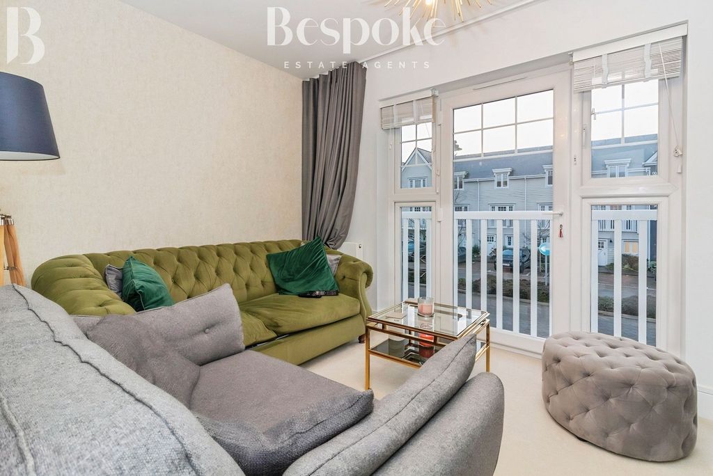 Additional image 9 of 4 bed terraced house for saleSunapee Road, Reading RG2