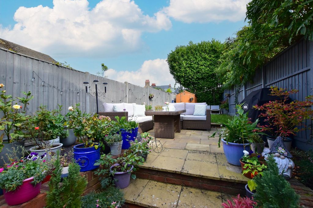 Additional image 17 of 4 bed semi-detached house for salePopes Road, Abbots Langley WD5