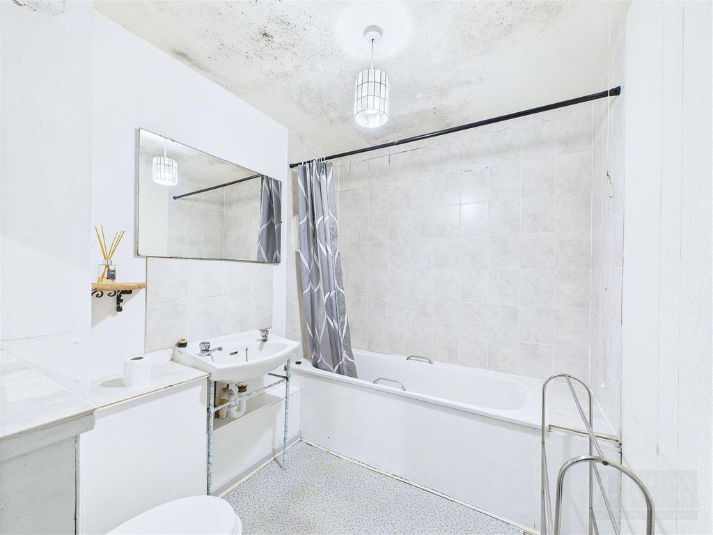 Additional image 12 of 2 bed flat for sale35 Coppice Court, Grantown On Spey PH26
