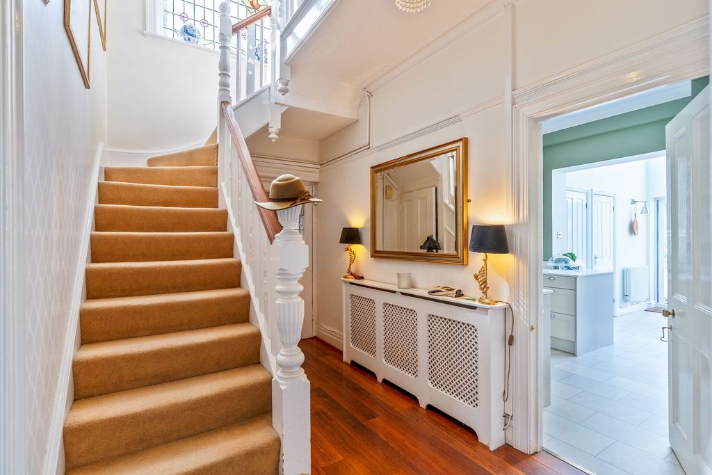 Additional image 18 of 4 bed semi-detached house for saleFields Road, Newport NP20