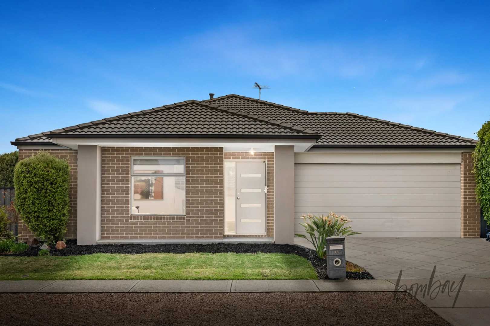 15 Millicent Drive, Craigieburn VIC 3064