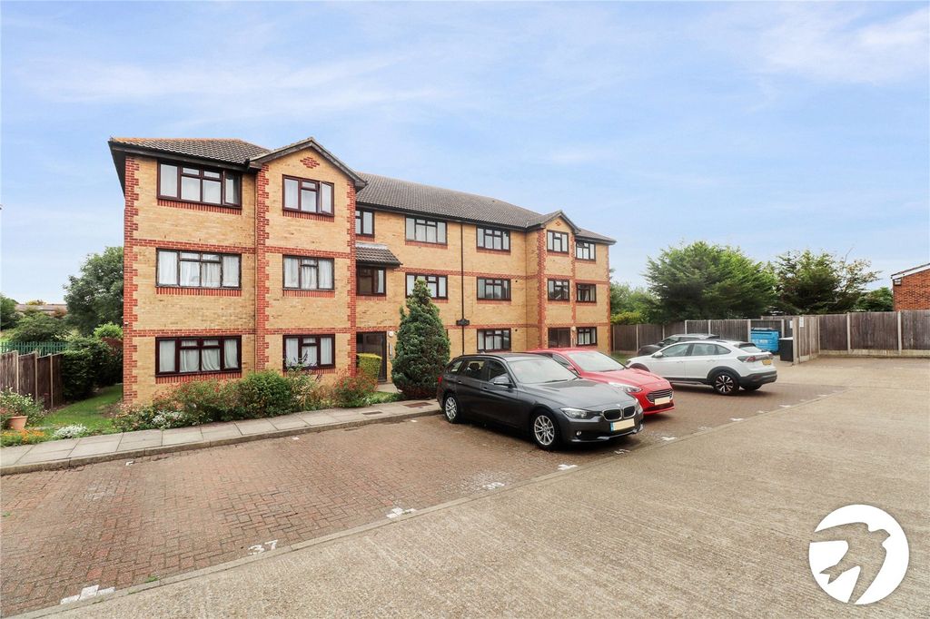Additional image 12 of 2 bed flat for saleCheshunt Road, Belvedere DA17