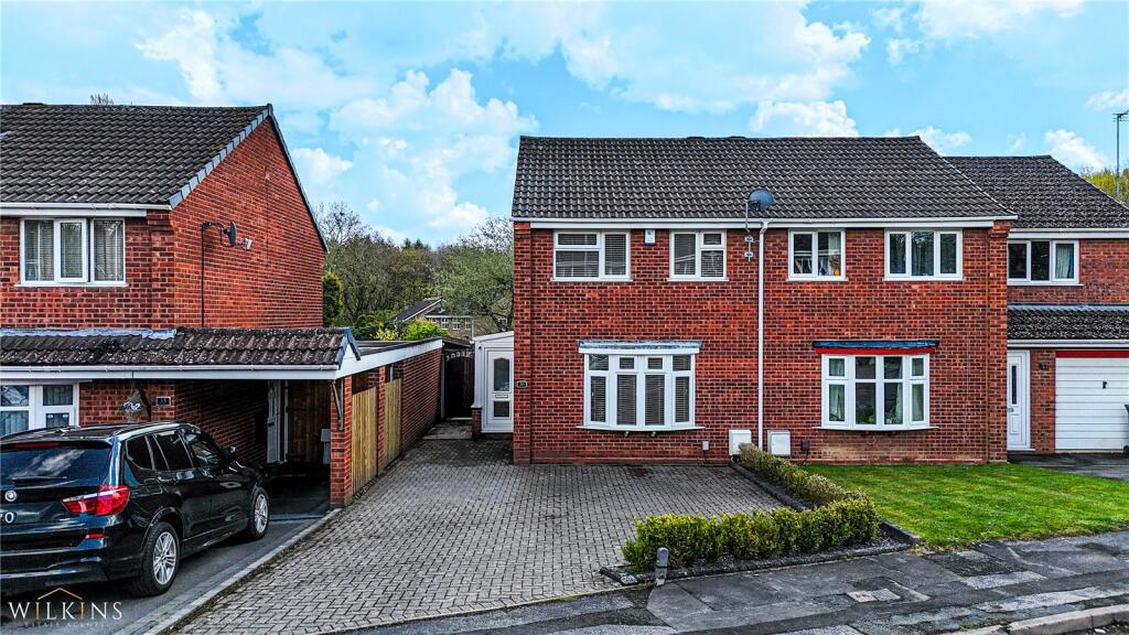 Nightingale, Wilnecote, Tamworth, Staffordshire, B77