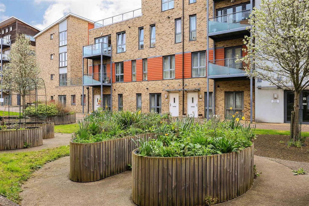 Additional image 16 of 2 bed maisonette for salePepys Court, Cambridge CB4