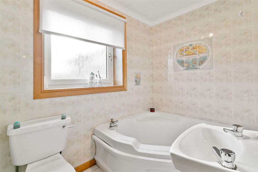Additional image 9 of 4 bed semi-detached house for saleLomond Drive, Dumbarton G82