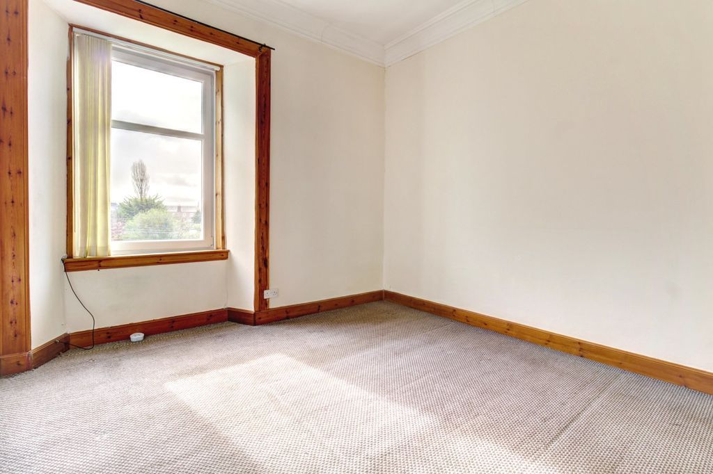 Additional image 5 of 1 bed flat for saleOverton Street, Alexandria G83