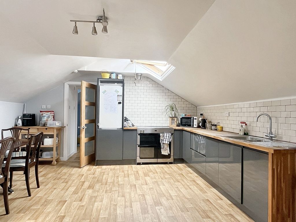 3 bed flat for saleWoodborough Road, Winscombe, North Somerset. BS25