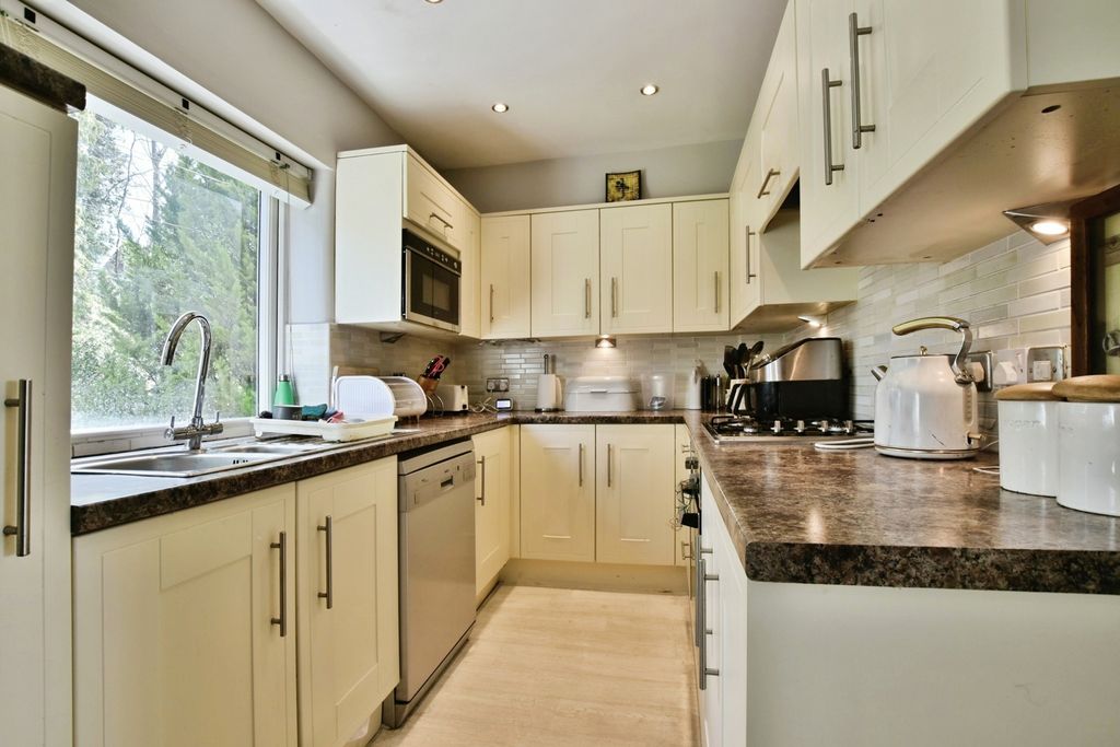 Additional image 4 of 3 bed town house for saleBeechfield Road, Alderley Edge, Cheshire SK9