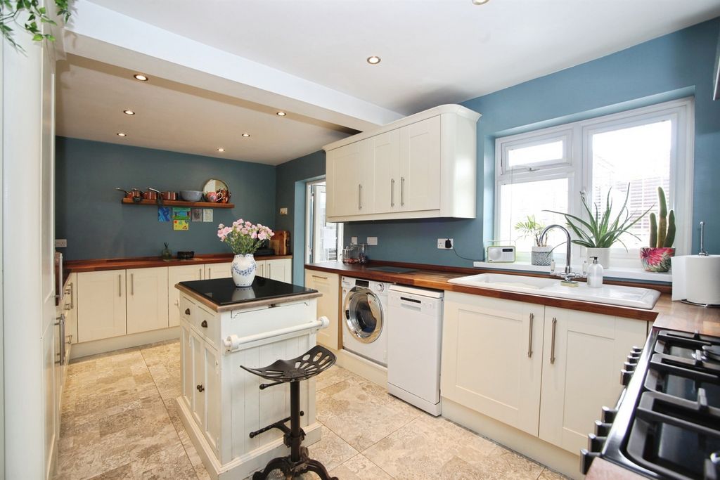 Additional image 6 of 3 bed semi-detached house for saleCoed Yr Eos, Caerphilly CF83