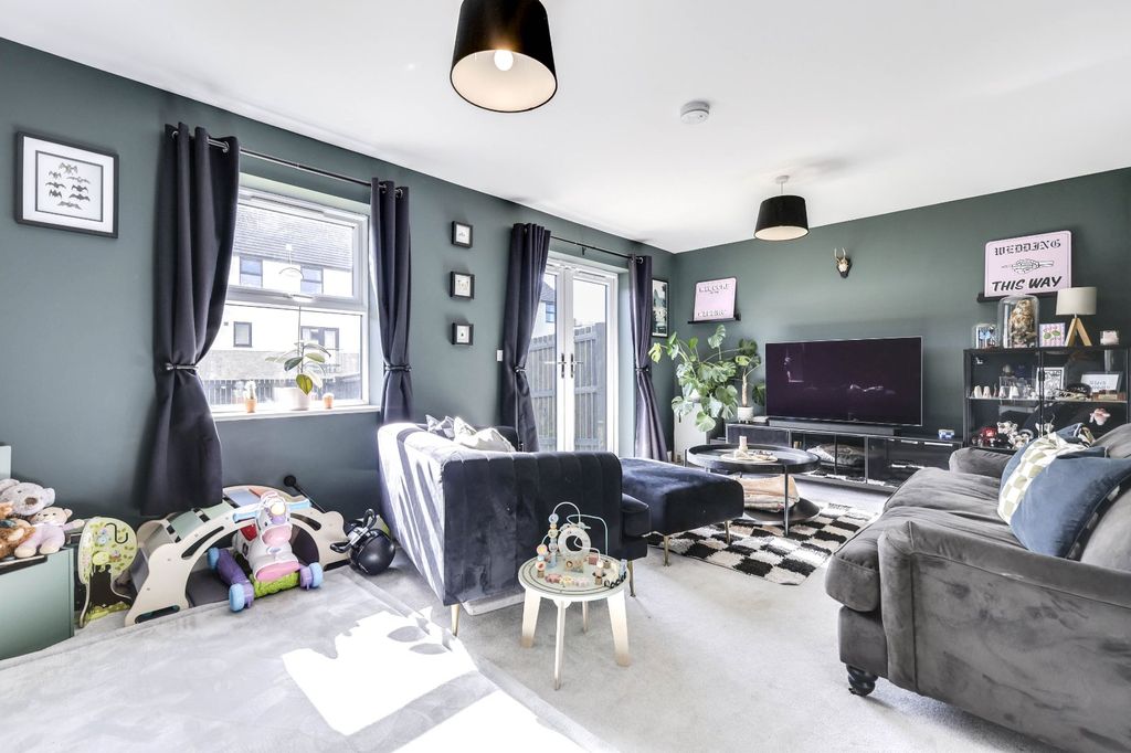 Additional image 6 of 3 bed end terrace house for salePark Meadow Lane, Farnley, Leeds, West Yorkshire LS12