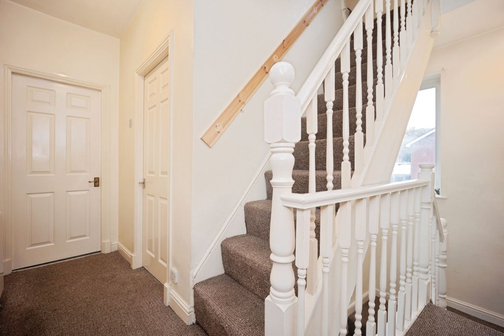 Additional image 10 of 2 bed flat for saleHigh Street, Stalybridge SK15