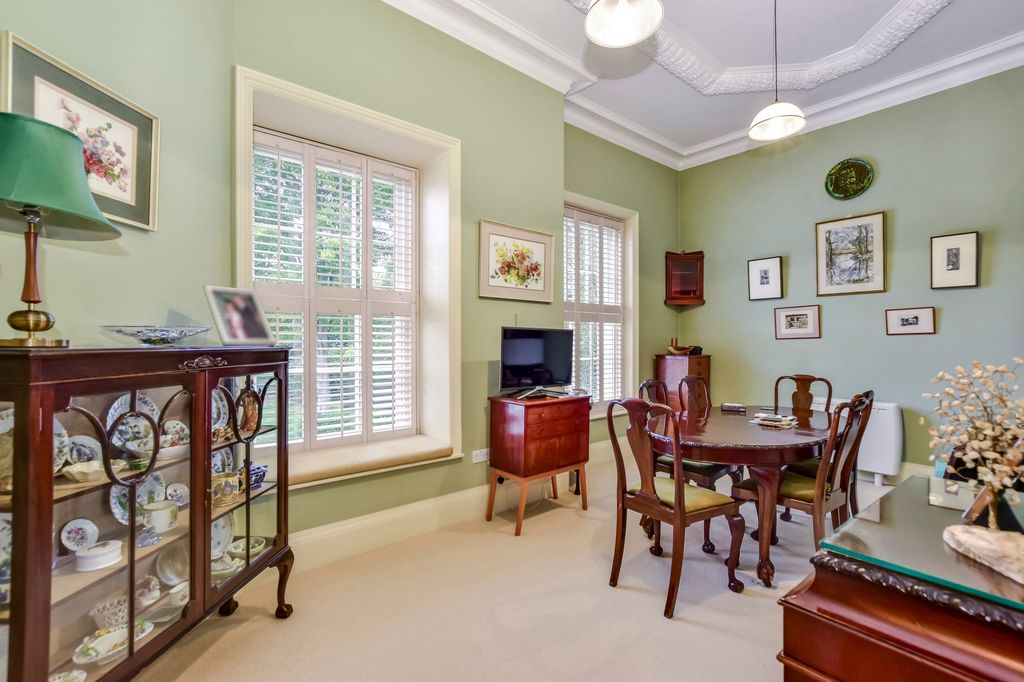 Additional image 7 of 2 bed flat for saleBreakspear Place, Abbots Langley WD5