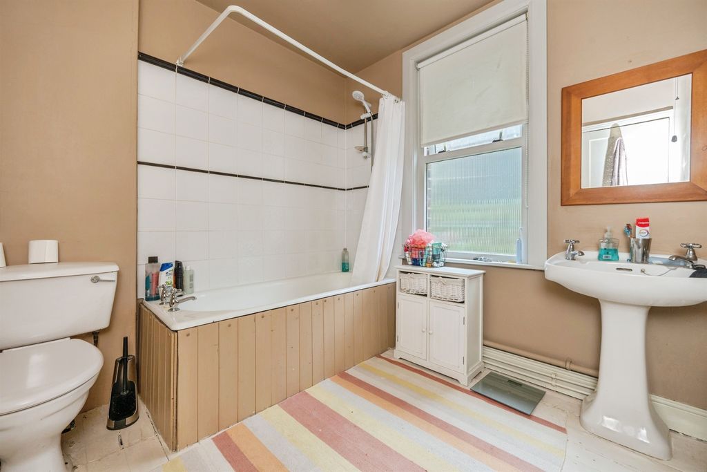 Additional image 18 of 3 bed property for saleThe Green Road, Ashbourne DE6