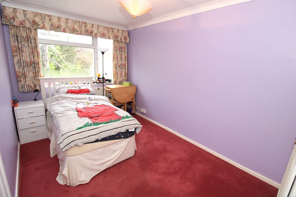 Additional image 8 of 2 bed flat for saleWoodmansterne Lane, Banstead SM7