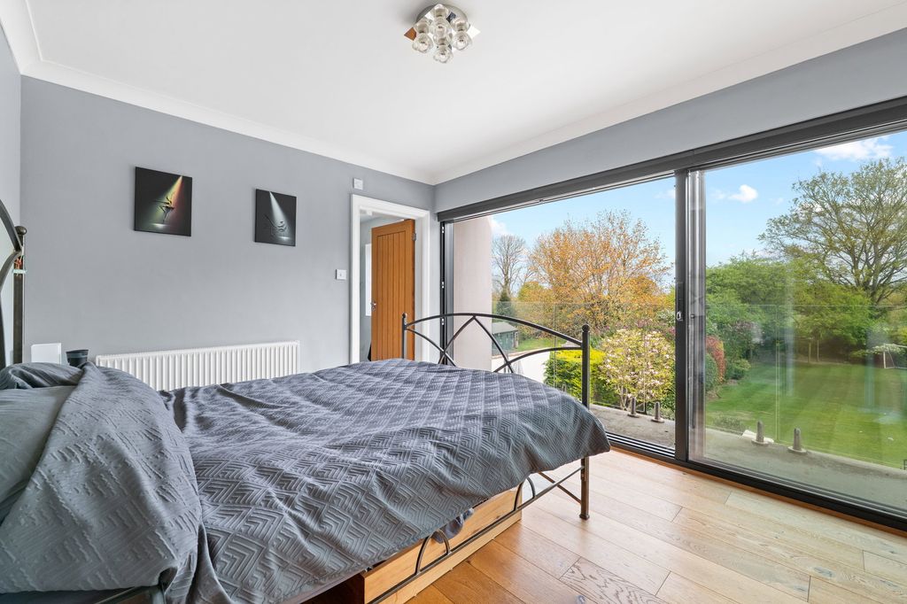 Additional image 16 of 4 bed detached house for saleGilhams Avenue, Banstead SM7