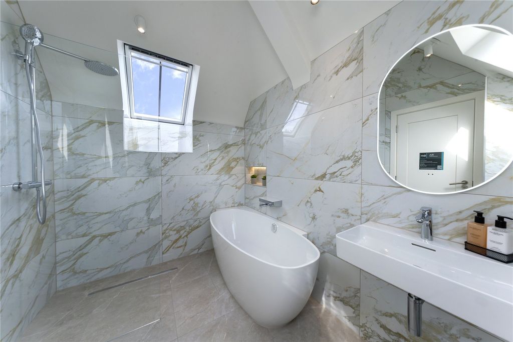 Additional image 20 of 2 bed detached house for saleThe Gatehouse, Millwood, Emsworth, West Sussex PO10