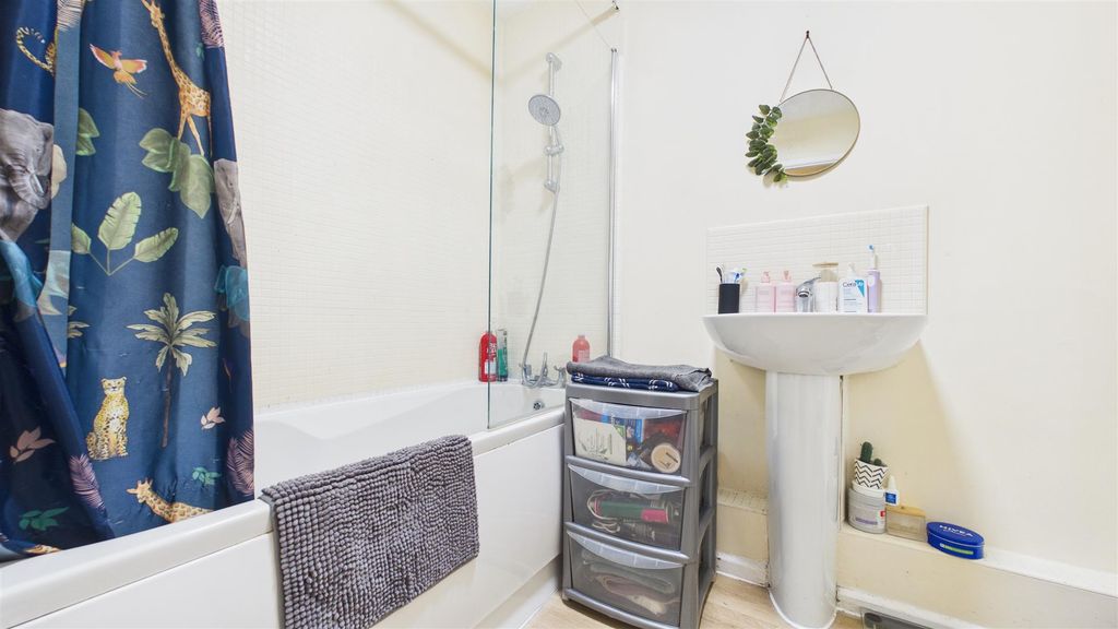 Additional image 8 of 1 bed flat for saleBay Avenue, Bilston WV14