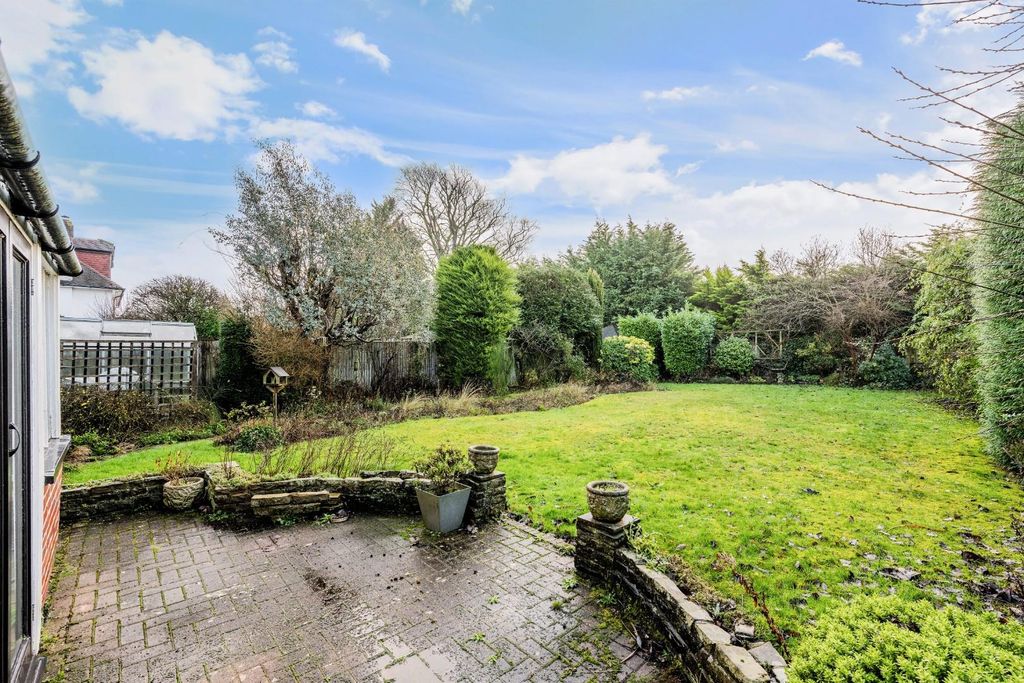 Additional image 5 of 3 bed detached house for saleFiddicroft Avenue, Banstead SM7