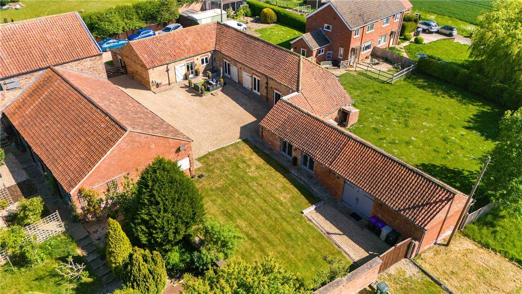 Additional image 43 of 5 bed bungalow for saleLincoln Road, Welton Le Wold, Louth, Lincolnshire LN11