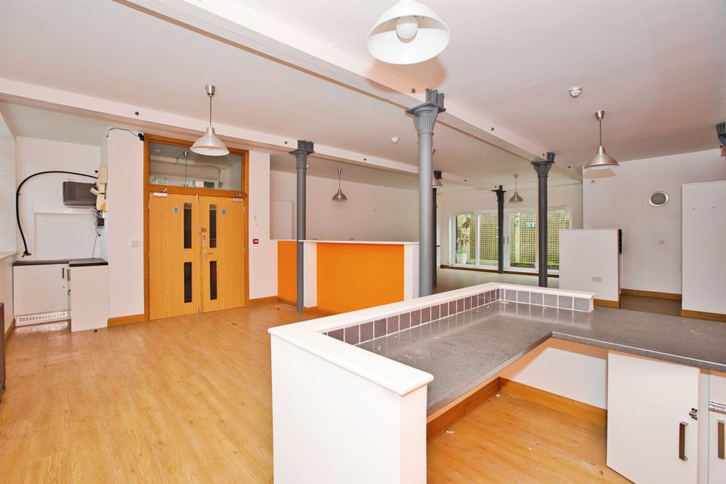 Additional image 13 of 2 bed flat for saleAbbey Street, Crewkerne TA18