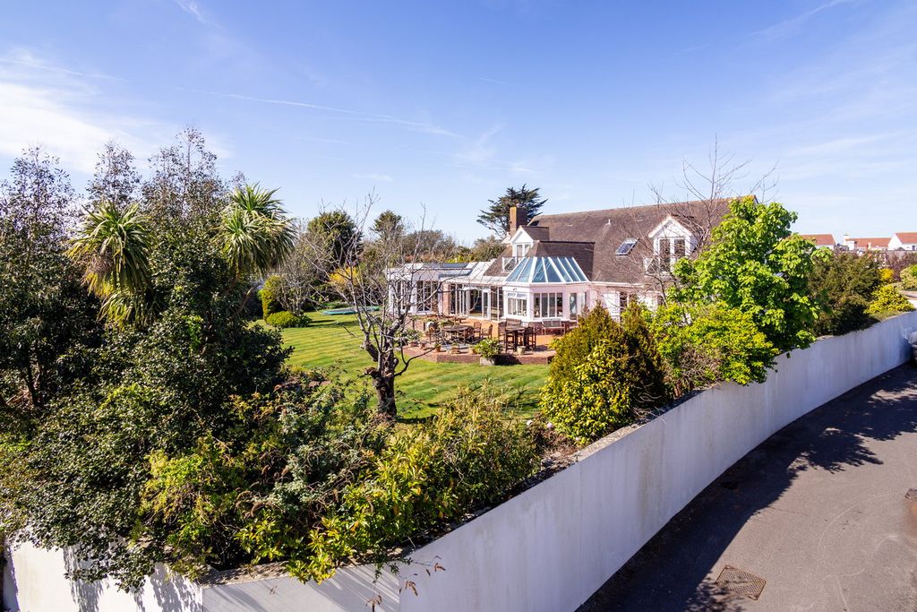 Additional image 39 of 5 bed detached house for saleLa Route De Noirmont, St Brelade JE3