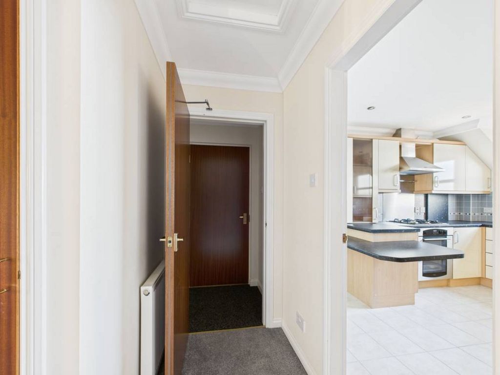 2 bed flat for saleUnion Road, Macduff AB44 photo 5